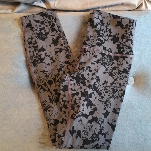 lululemon athletica Pants - Lululemon Floral Leggings